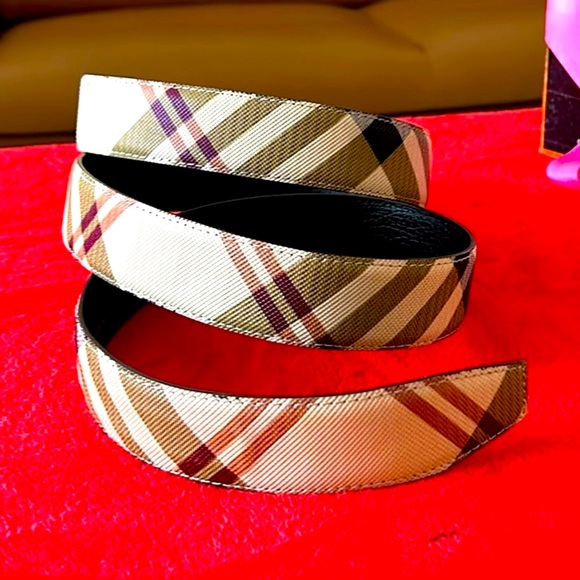 BURBERRY PLAID BELT NO BUCKLE - Picture 1 of 12